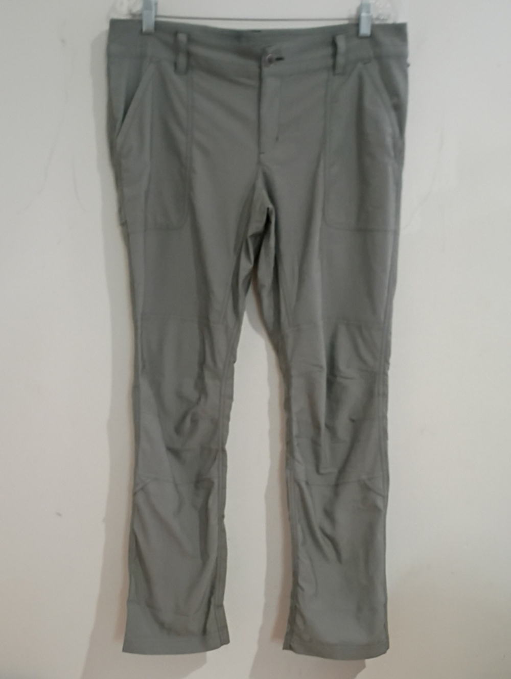 Straight-Leg Women's Pants in Light Gray